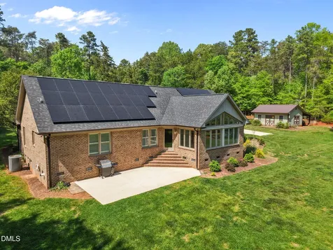 6788 Mcpherson Clay Road Liberty NC 27298