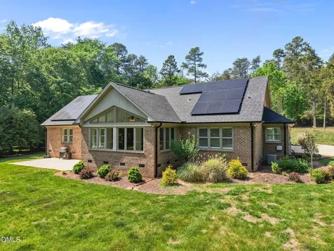 6788 Mcpherson Clay Road Liberty NC 27298