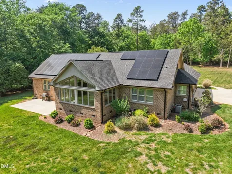 6788 Mcpherson Clay Road Liberty NC 27298