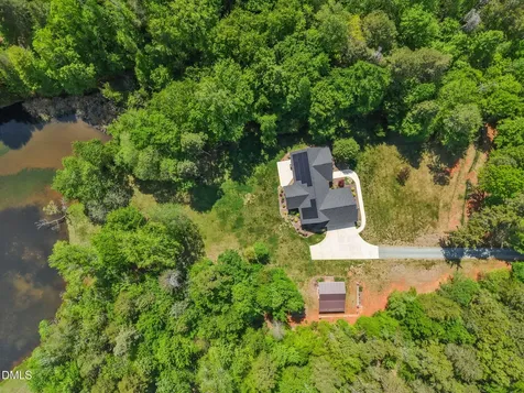 6788 Mcpherson Clay Road Liberty NC 27298