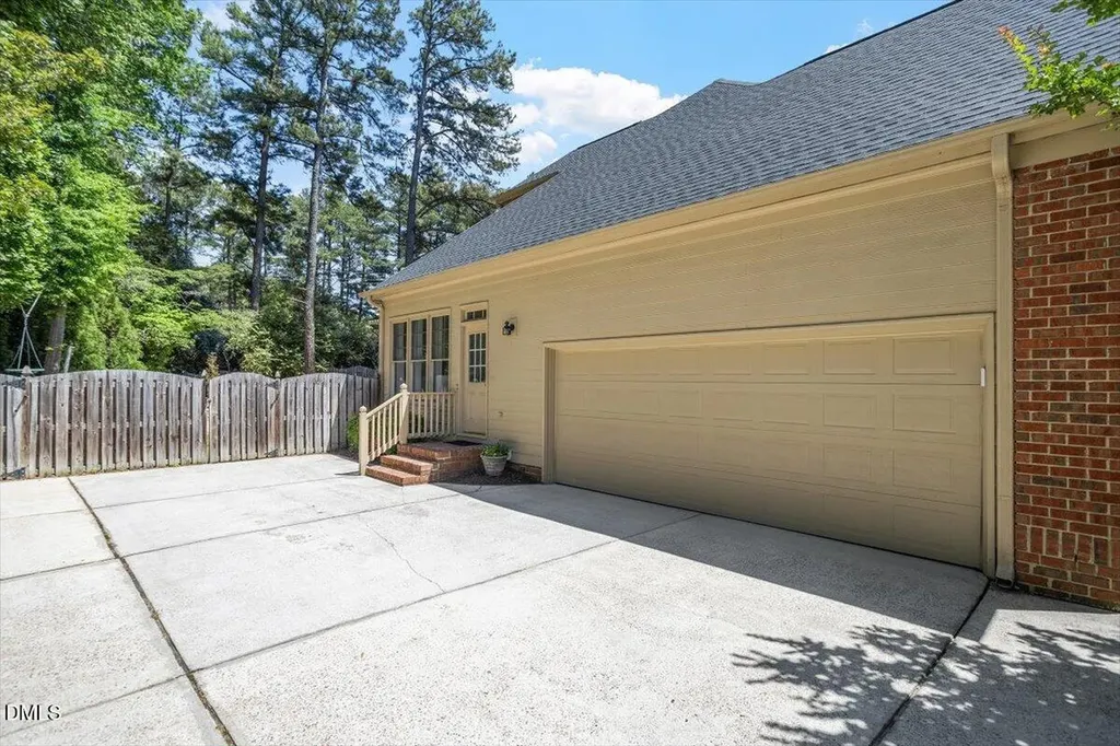 7253 Manor Oaks Drive Raleigh NC 27615