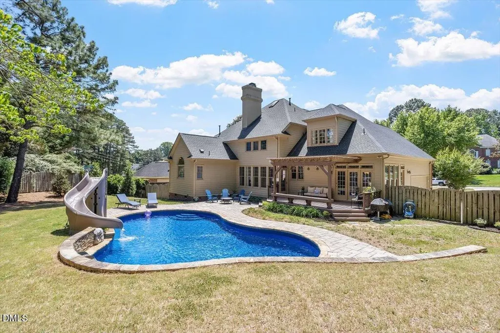 7253 Manor Oaks Drive Raleigh NC 27615