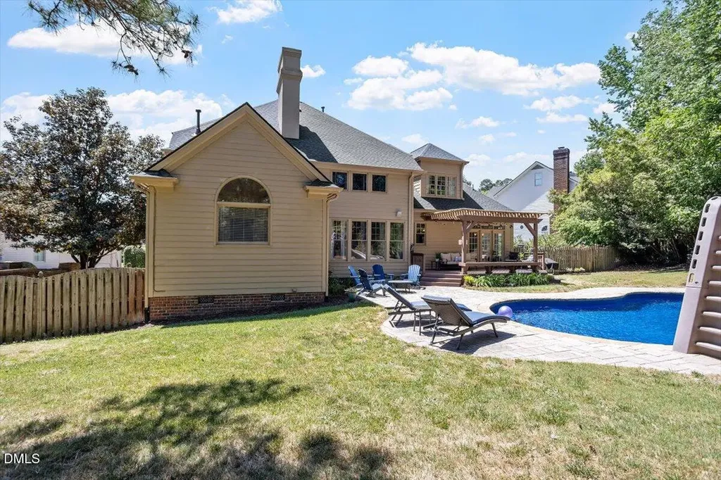 7253 Manor Oaks Drive Raleigh NC 27615