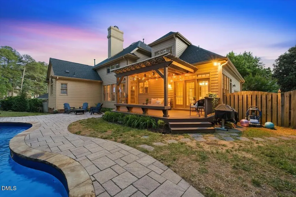 7253 Manor Oaks Drive Raleigh NC 27615