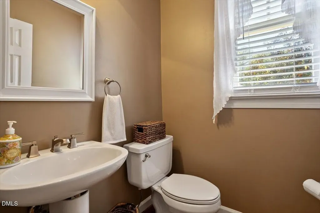 7253 Manor Oaks Drive Raleigh NC 27615