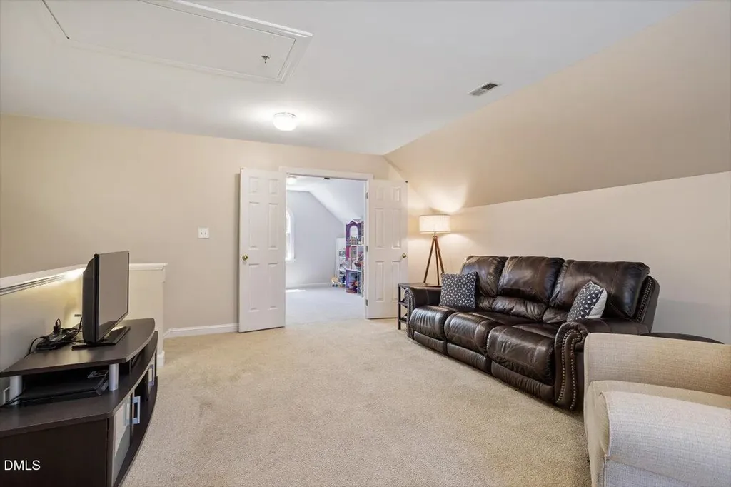7253 Manor Oaks Drive Raleigh NC 27615