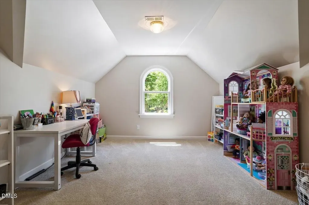 7253 Manor Oaks Drive Raleigh NC 27615