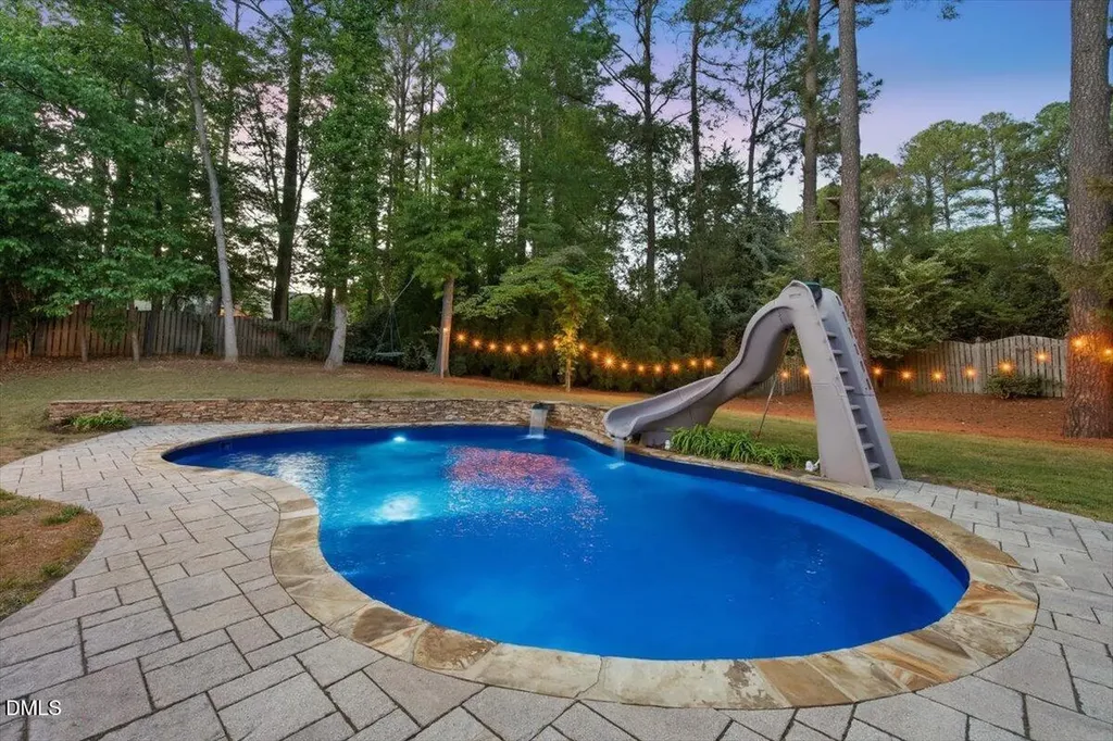 7253 Manor Oaks Drive Raleigh NC 27615