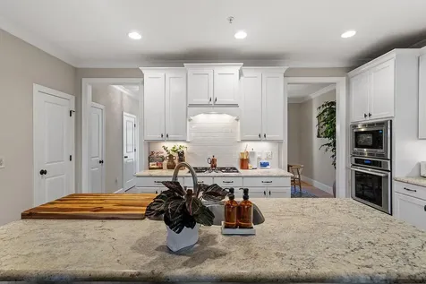 2741 Oberlin Road Raleigh NC 27608
