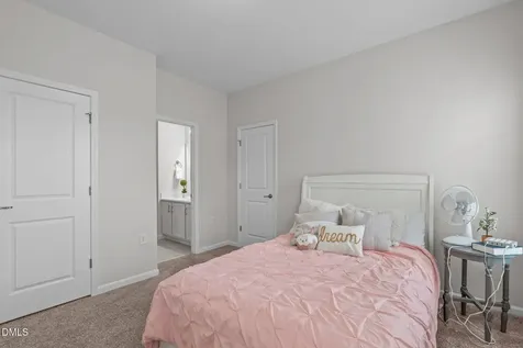 1860 Hammocks Beach Trail Apex NC 27502