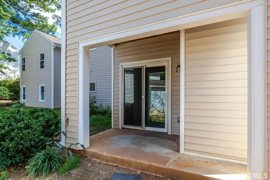 6020 Winterpointe Lane Raleigh NC 27606
