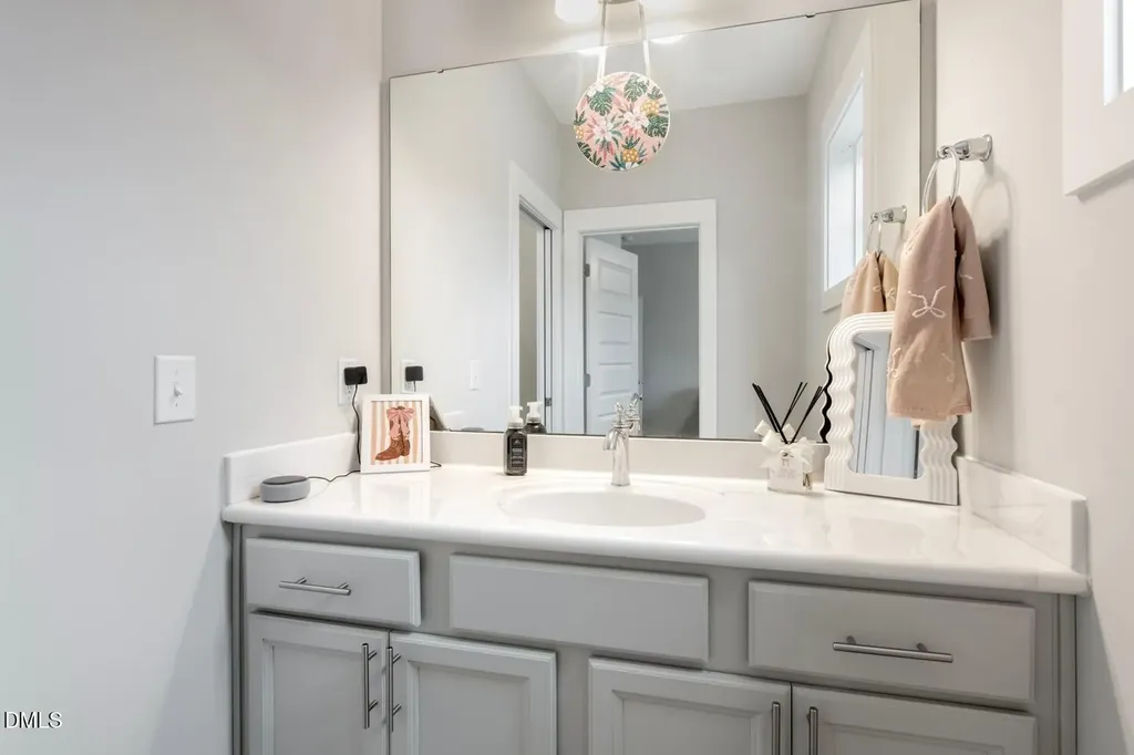428 Skybluff Circle Fuquay Varina NC 27526