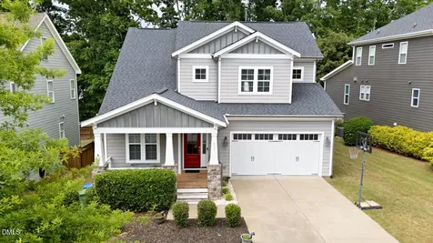 428 Skybluff Circle Fuquay Varina NC 27526