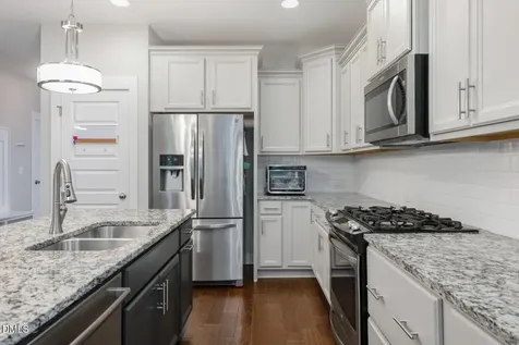 428 Skybluff Circle Fuquay Varina NC 27526