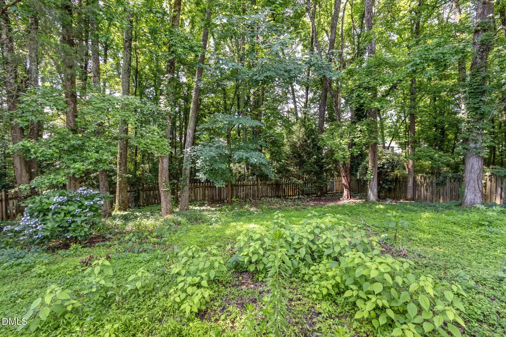 2324 Dahlgreen Road Raleigh NC 27615