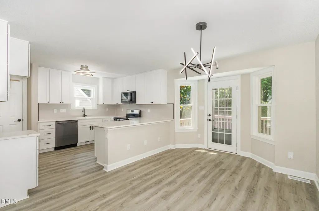 2324 Dahlgreen Road Raleigh NC 27615