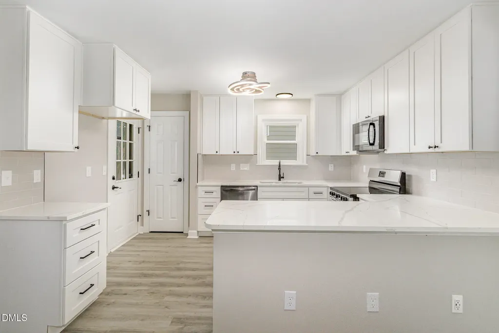2324 Dahlgreen Road Raleigh NC 27615