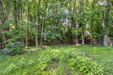 2324 Dahlgreen Road Raleigh NC 27615