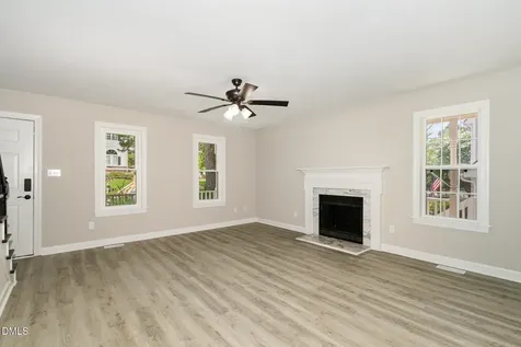 2324 Dahlgreen Road Raleigh NC 27615