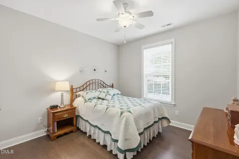1325 Pulitzer Lane Durham NC 27703