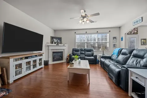 3792 Filton Drive Greensboro NC 27406