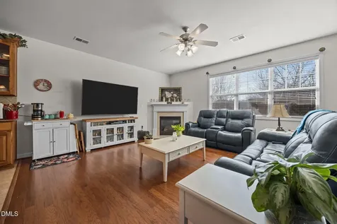 3792 Filton Drive Greensboro NC 27406