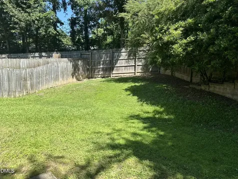 18 Grosbeak Lane Durham NC 27713