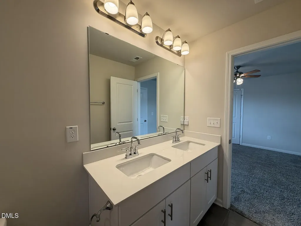 932 Clearhaven Lane Fuquay Varina NC 27526