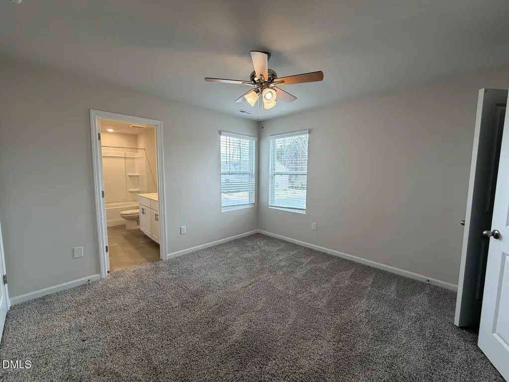 932 Clearhaven Lane Fuquay Varina NC 27526