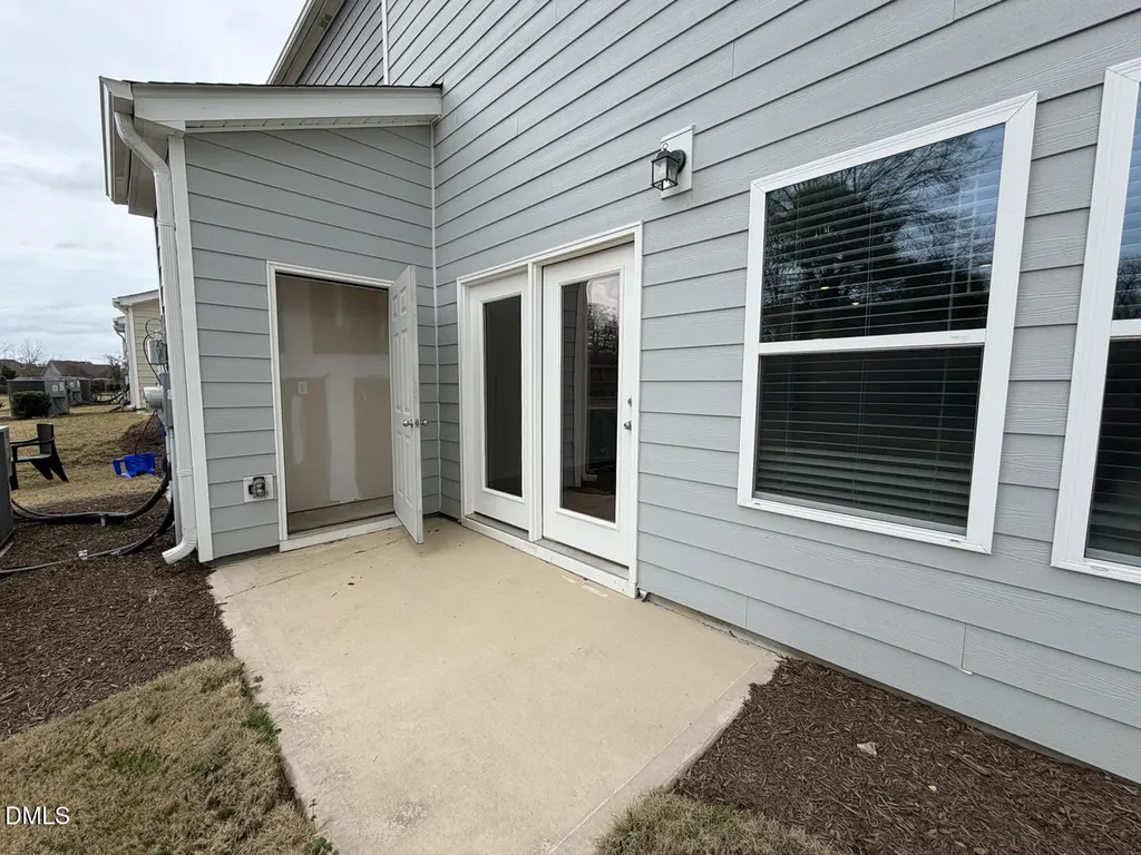 932 Clearhaven Lane Fuquay Varina NC 27526