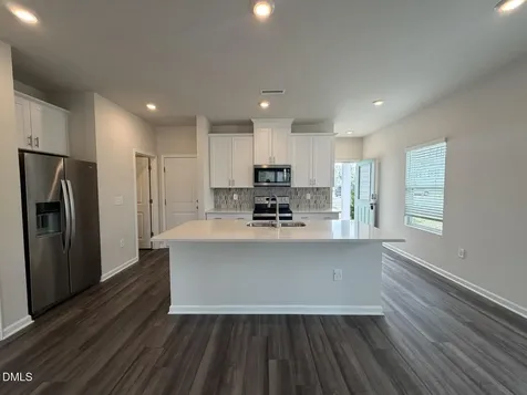 932 Clearhaven Lane Fuquay Varina NC 27526