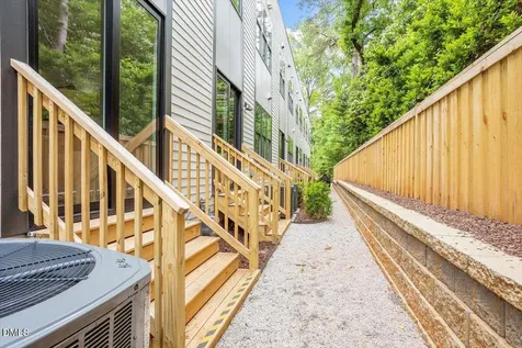 811 Maple Berry Lane Raleigh NC 27607