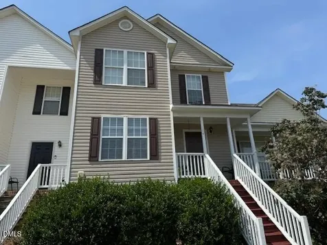 104 Piccadilly Court Clayton NC 27520
