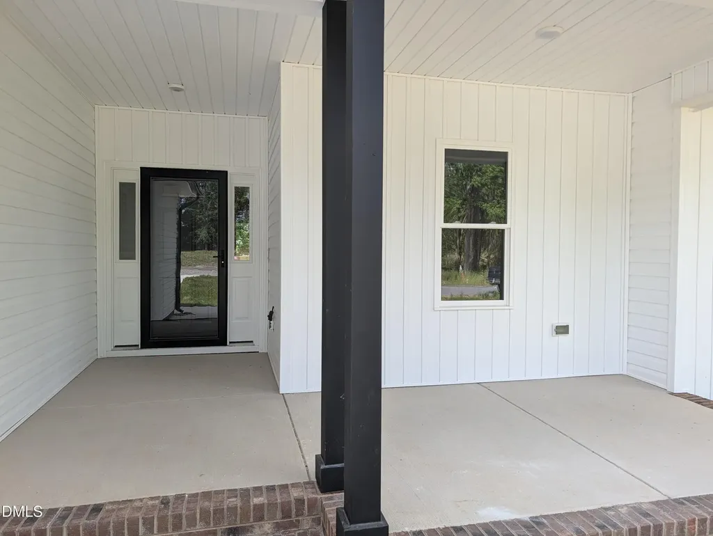 67 Oak Bluff Court Fuquay Varina NC 27526