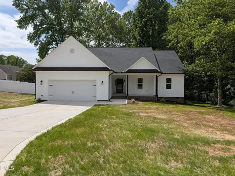 67 Oak Bluff Court Fuquay Varina NC 27526