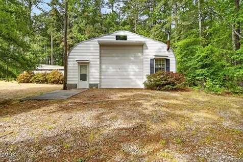 4086 Nc Hwy 39 S Henderson NC 27537