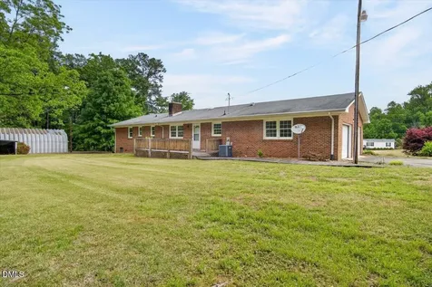 4086 Nc Hwy 39 S Henderson NC 27537