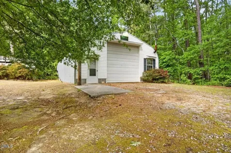 4086 Nc Hwy 39 S Henderson NC 27537