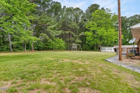 4086 Nc Hwy 39 S Henderson NC 27537