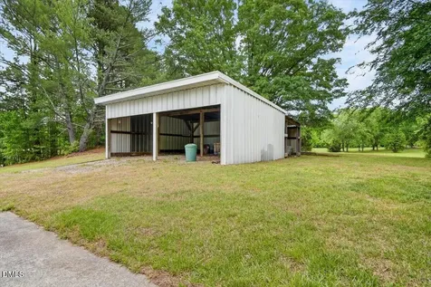 4086 Nc Hwy 39 S Henderson NC 27537