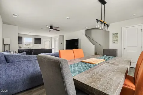 1476 Burgundy Bluff Lane Zebulon NC 27597