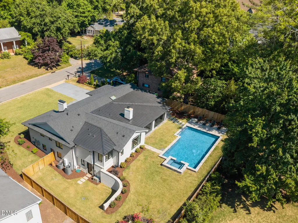1538 Dellwood Drive Raleigh NC 27607