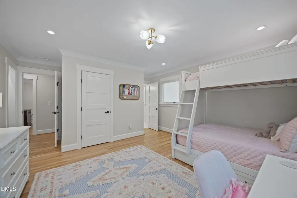 1538 Dellwood Drive Raleigh NC 27607