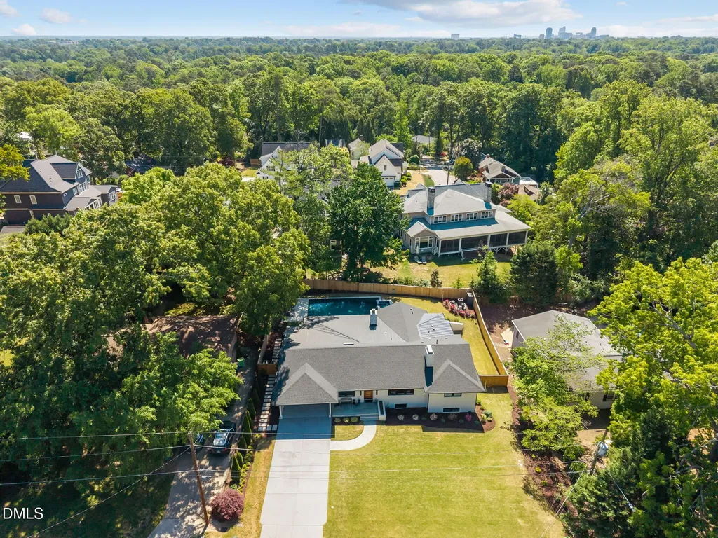 1538 Dellwood Drive Raleigh NC 27607