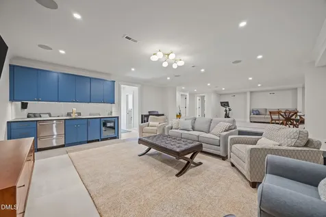1538 Dellwood Drive Raleigh NC 27607