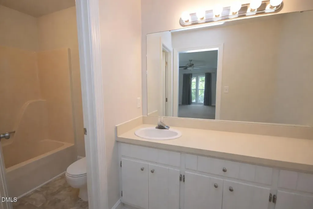 2504 Timothy Drive Fuquay Varina NC 27526