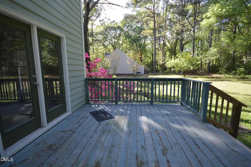 2504 Timothy Drive Fuquay Varina NC 27526