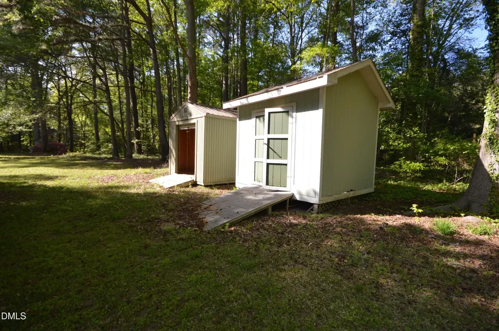 2504 Timothy Drive Fuquay Varina NC 27526