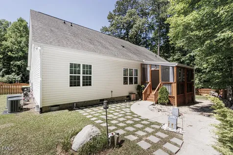 330 Carolina Oaks Avenue Smithfield NC 27577