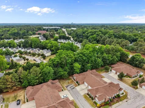 4611 Ivy Blossom Lane Raleigh NC 27604